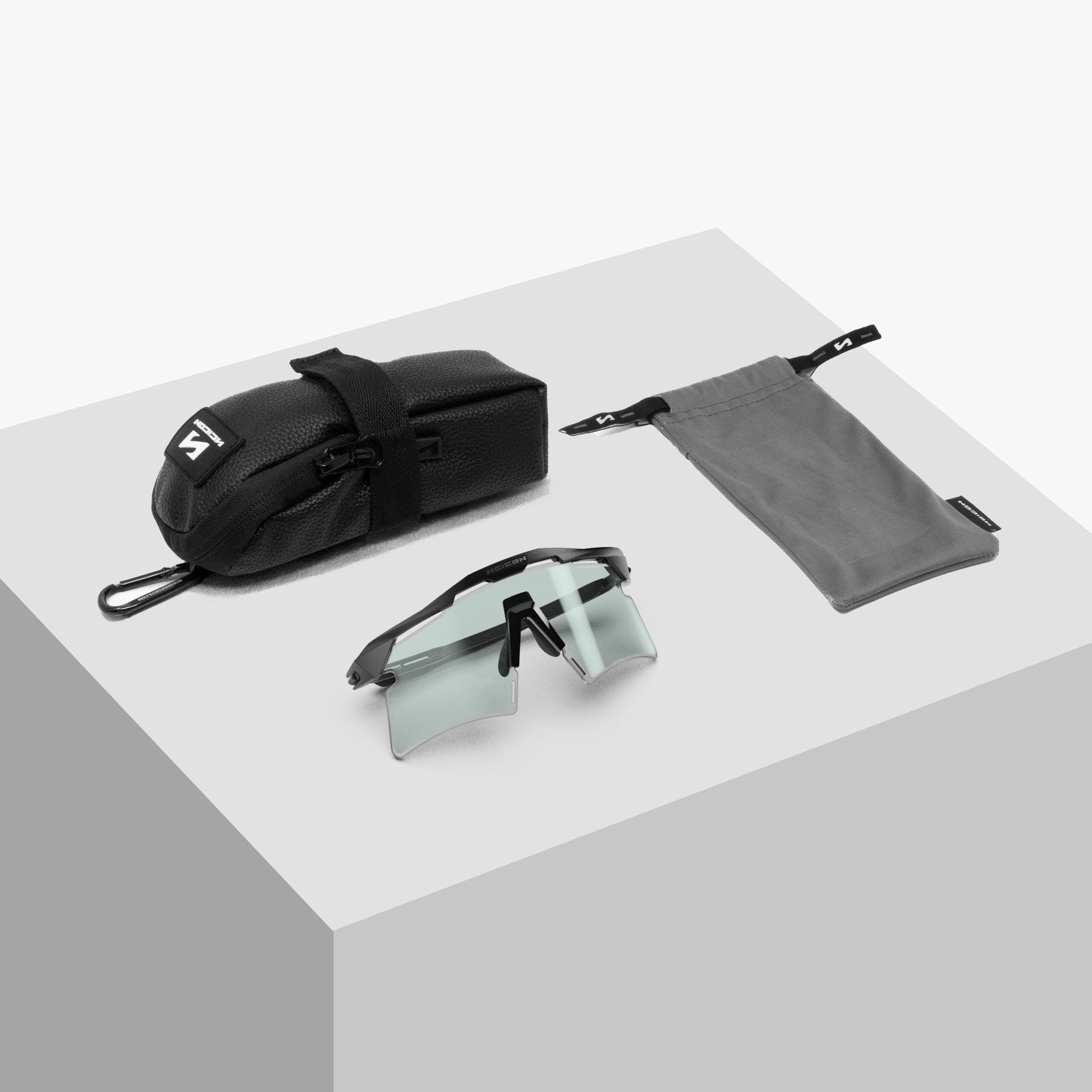 Aeroshade Titanium Box Content